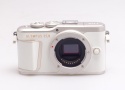 オリンパス E-PL10 ボデイ ホワイト