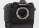 オリンパス E-M1+HLD-7