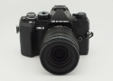 OM SYSTEM OM-5 12-45 PROレンズキツト ブラツク
