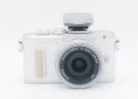 オリンパス E-PL8 14-42EZレンズキツト ホワイト