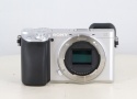 ソニー α6400 (ILCE-6400) ボディ シルバー