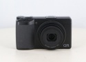 リコー GR III