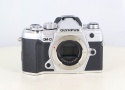 オリンパス OM-D E-M5 MARKIII  ボディ シルバー