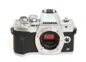 オリンパス OM-D E-M10 Mark IV ボディ シルバー