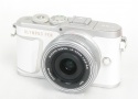 【美品】 E-PL10 (White)  M.ZUIKO 14-42mm 1:3.5-5.6 EZ ED Kit