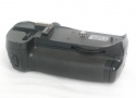 MULTI POWER BATTERY PACK  MB-D10   (for D300 ・D300s ・D700)