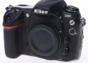 D300