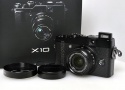 FUJIFILM  X10