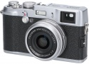 FINEPIX X100