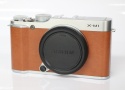 フジフイルム X-M1 ボディ ブラウン