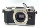オリンパス OM-D E-M5 MarkII ボディ シルバー