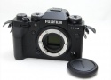 【中古】 富士フイルム(fujifilm) FUJIFILM X-T4 ボディ [ブラック]