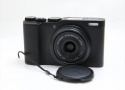 【中古】 富士フイルム(fujifilm) FUJIFILM XF10 [ブラック]