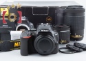 【中古】Nikon ニコン D5600 ダブルズームキット シャッター回数僅少 元箱付き