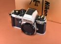 【コレクション向け】 Nikon F3/T チタンシルバー 元箱付一式 【フィルム1本も通していない】