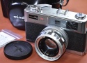 minolta HI-MATIC 11 整備済 純正ケース付 【ROKKOR-PF 45/1.7 レンズ搭載】