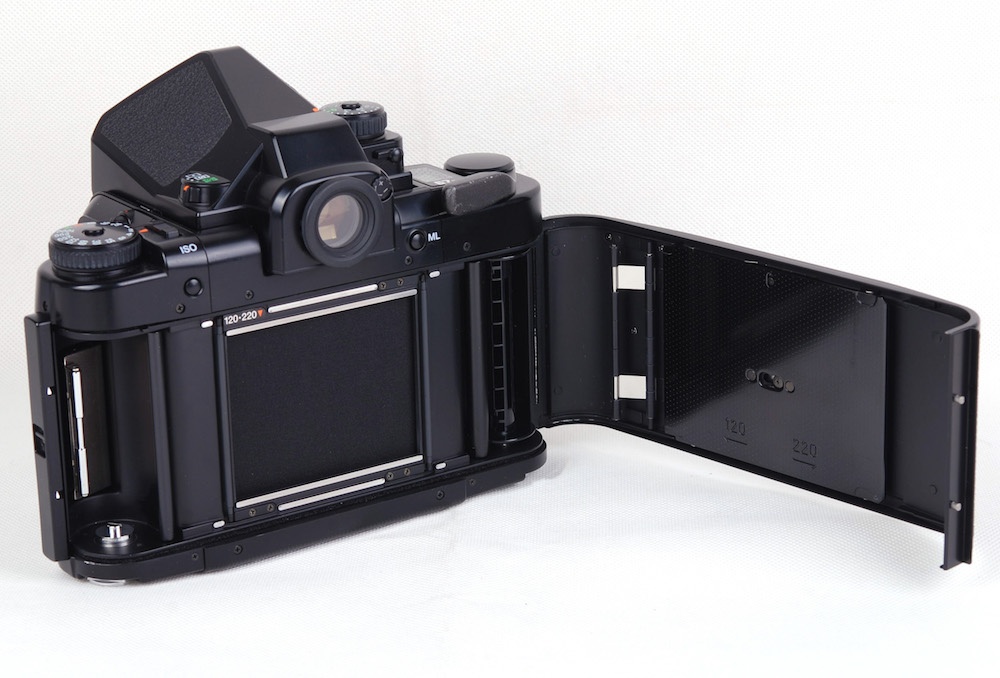 【美品】Pentax/ペンタックス 67II AE 6×7画幅ボディー AEファインダー付