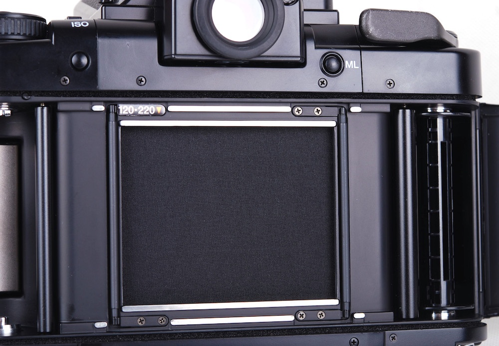 【美品】Pentax/ペンタックス 67II AE 6×7画幅ボディー AEファインダー付