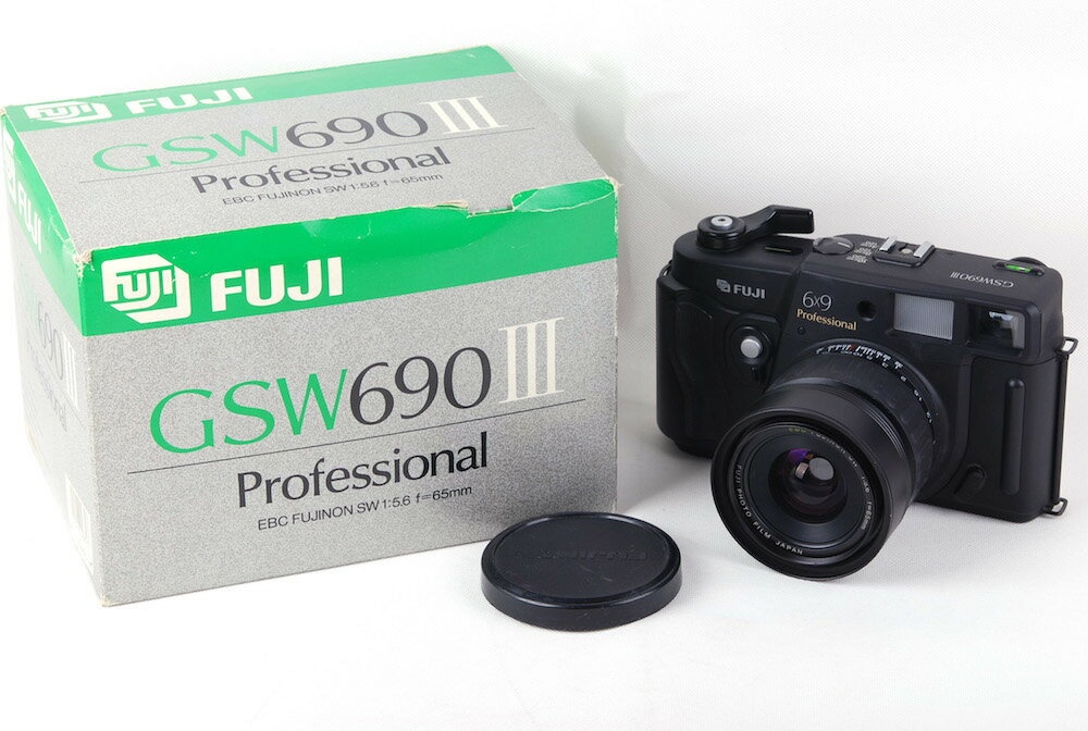 【美品】Fujifilm/富士フィルム GSW690III 6x9中判カメラ 65/5.6レンズ付