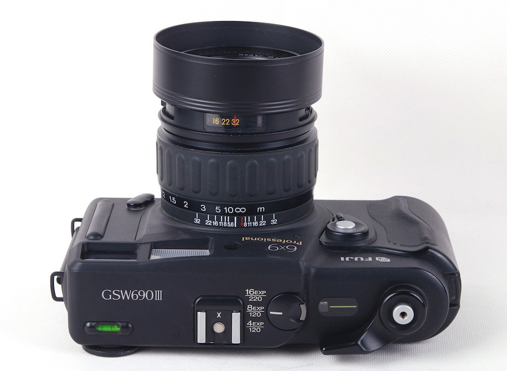 【美品】Fujifilm/富士フィルム GSW690III 6x9中判カメラ 65/5.6レンズ付