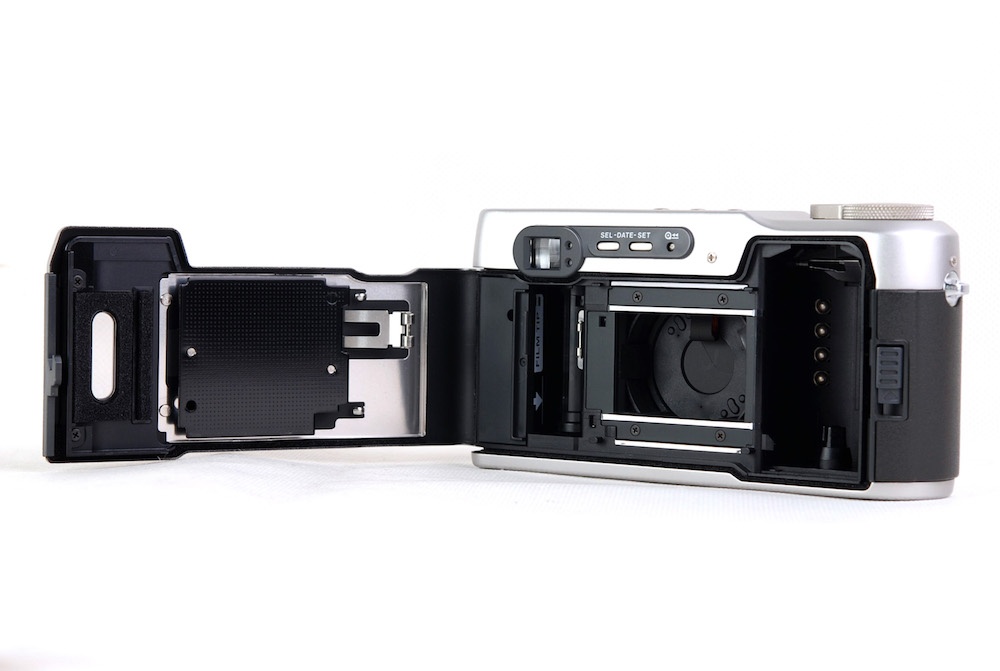 【美品】Fujifilm/富士フィルム Klasse シルバー 38mm F2.6レンズ付き レンジファインダーカメラ