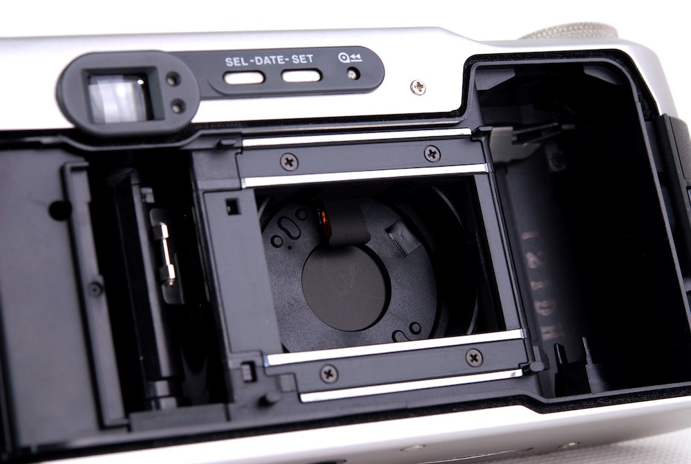 【美品】Fujifilm/富士フィルム Klasse シルバー 38mm F2.6レンズ付き レンジファインダーカメラ