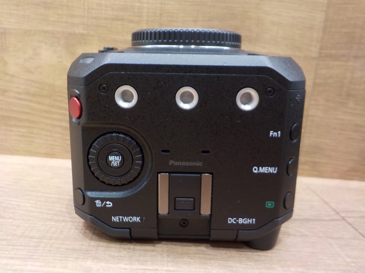 パナソニック LUMIX DC-BGH1