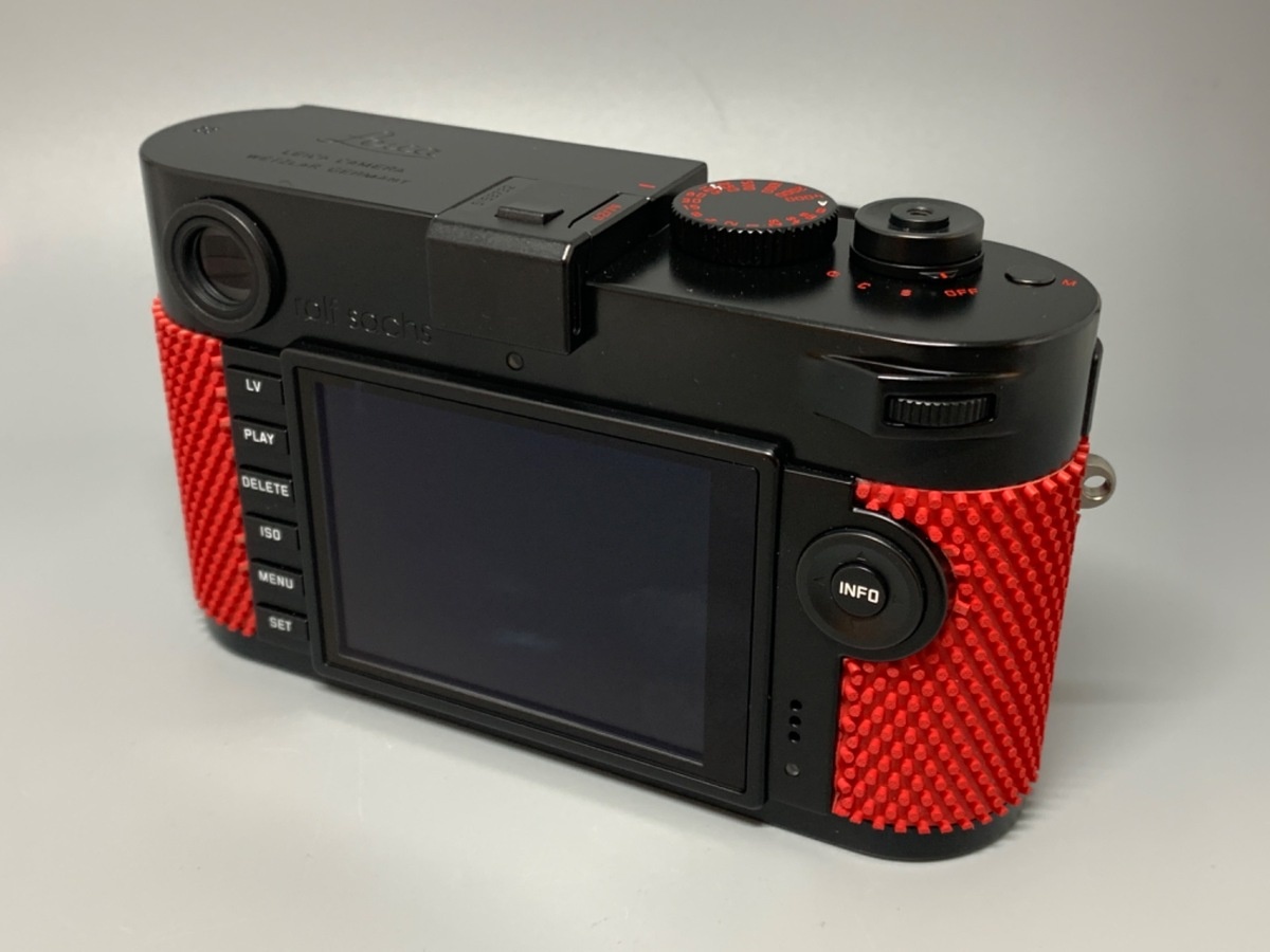 ライカ M-P (Typ240) grip by Rolf Sachs