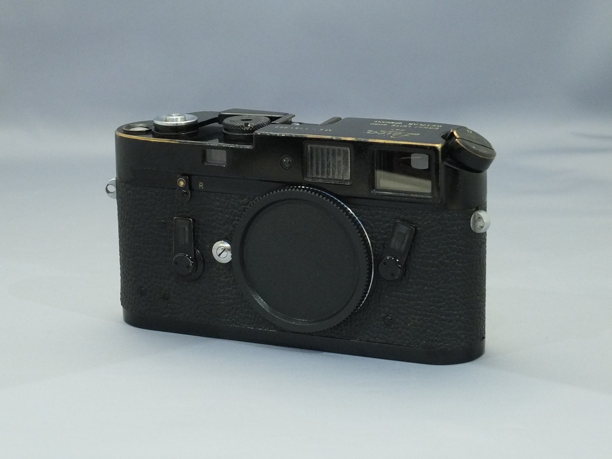 ライカ M4 ボディ ブラックペイント (シリアルナンバー1181501-1182000)