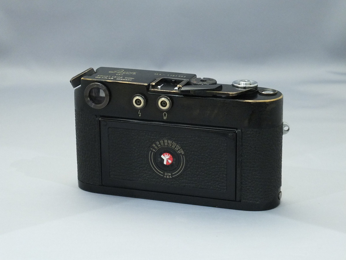 ライカ M4 ボディ ブラックペイント (シリアルナンバー1181501-1182000)