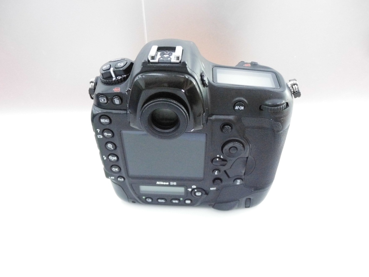 ニコン D5 ボディ(XQD-Type)