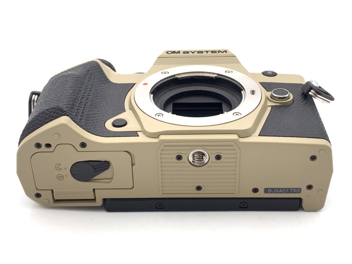 OM SYSTEM OM-5 Mark II ボディ サンドベージュ