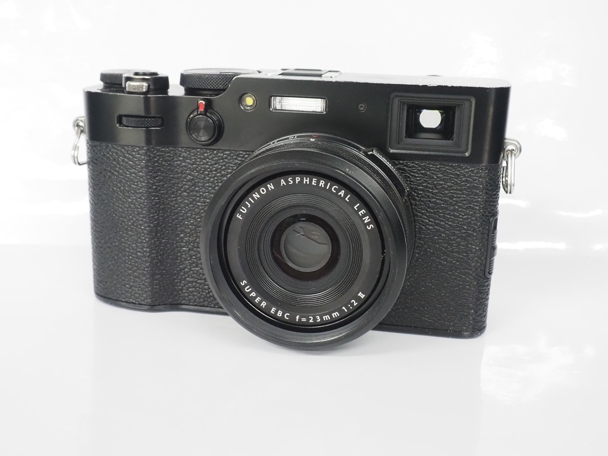 フジフイルム X100V ブラック