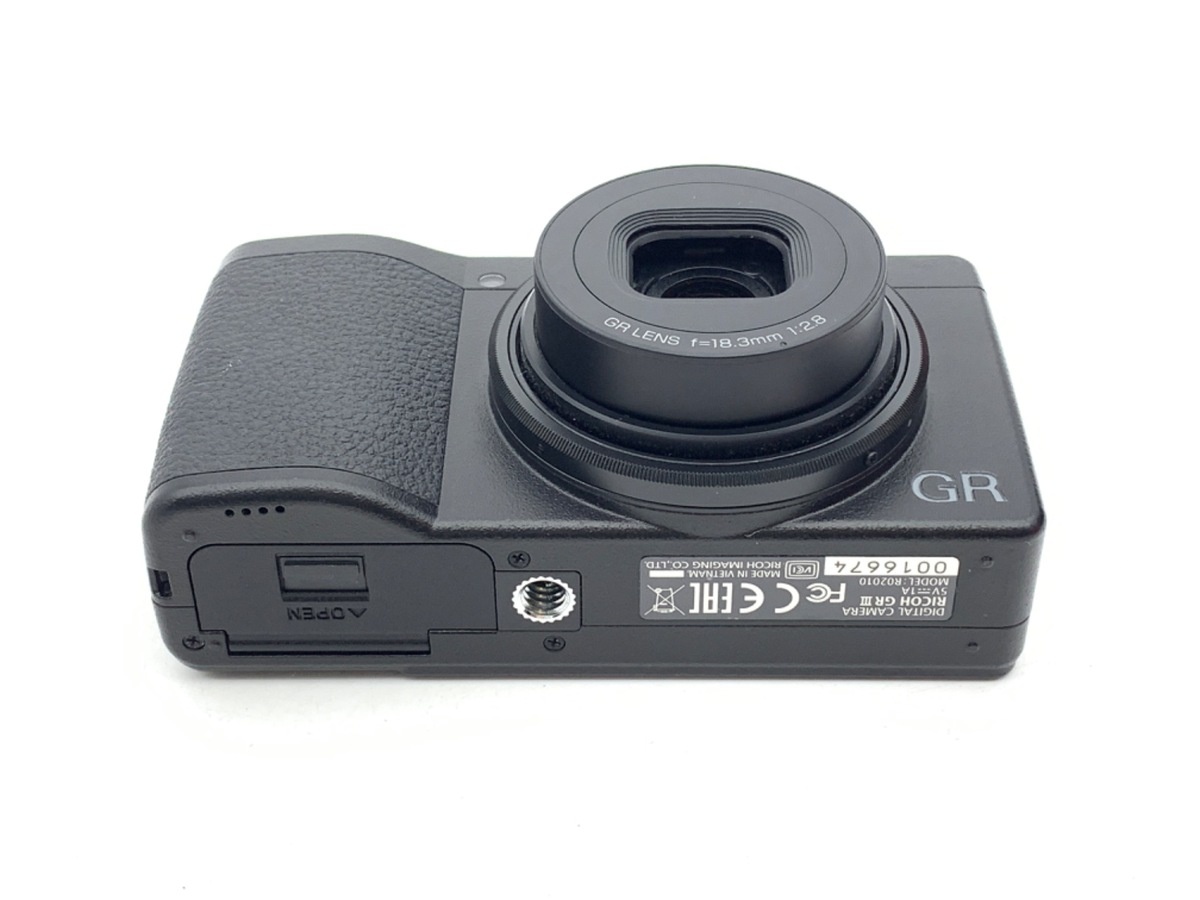 リコー GR III