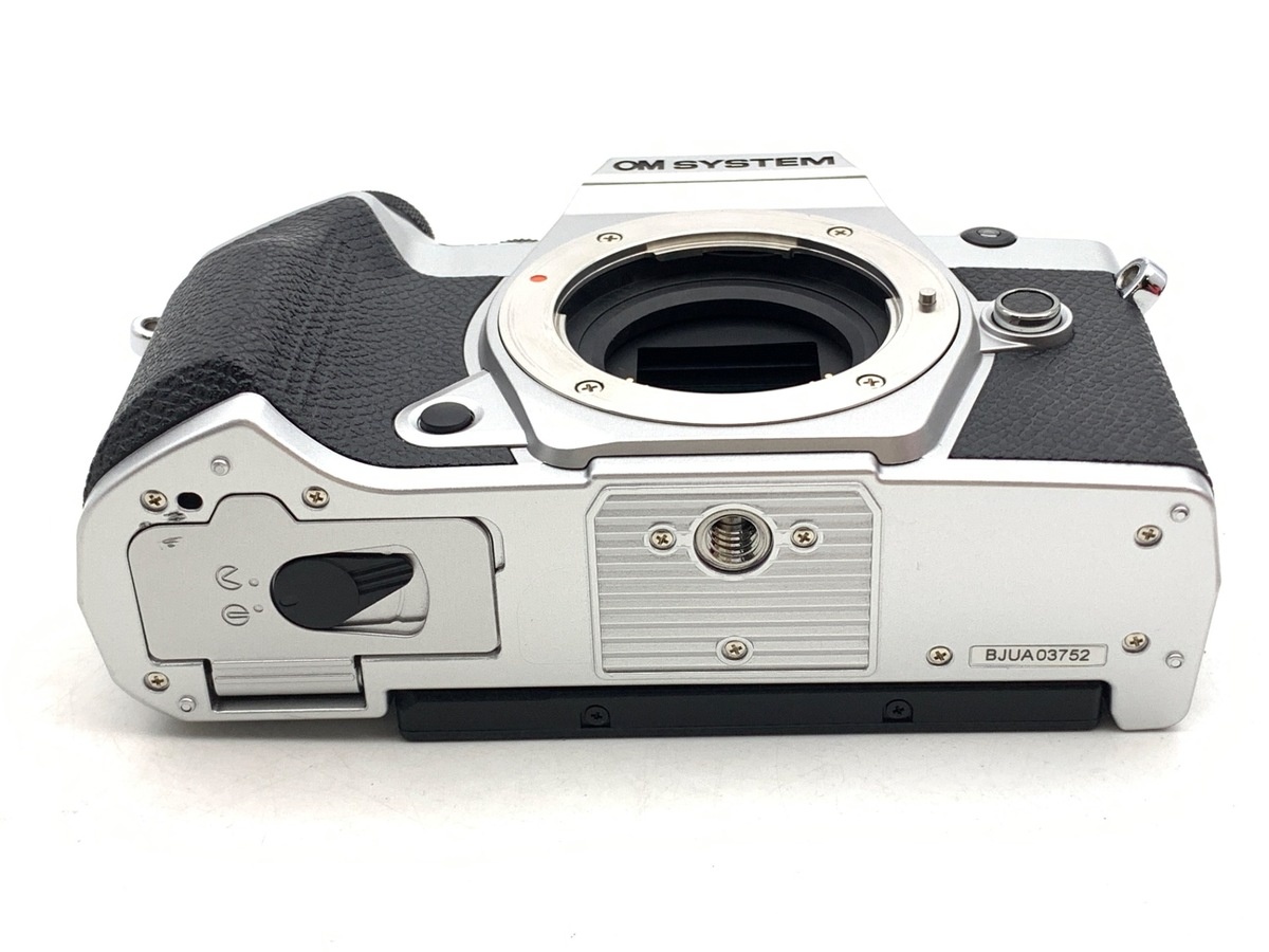 OM SYSTEM OM-5 Mark II ボディ シルバー