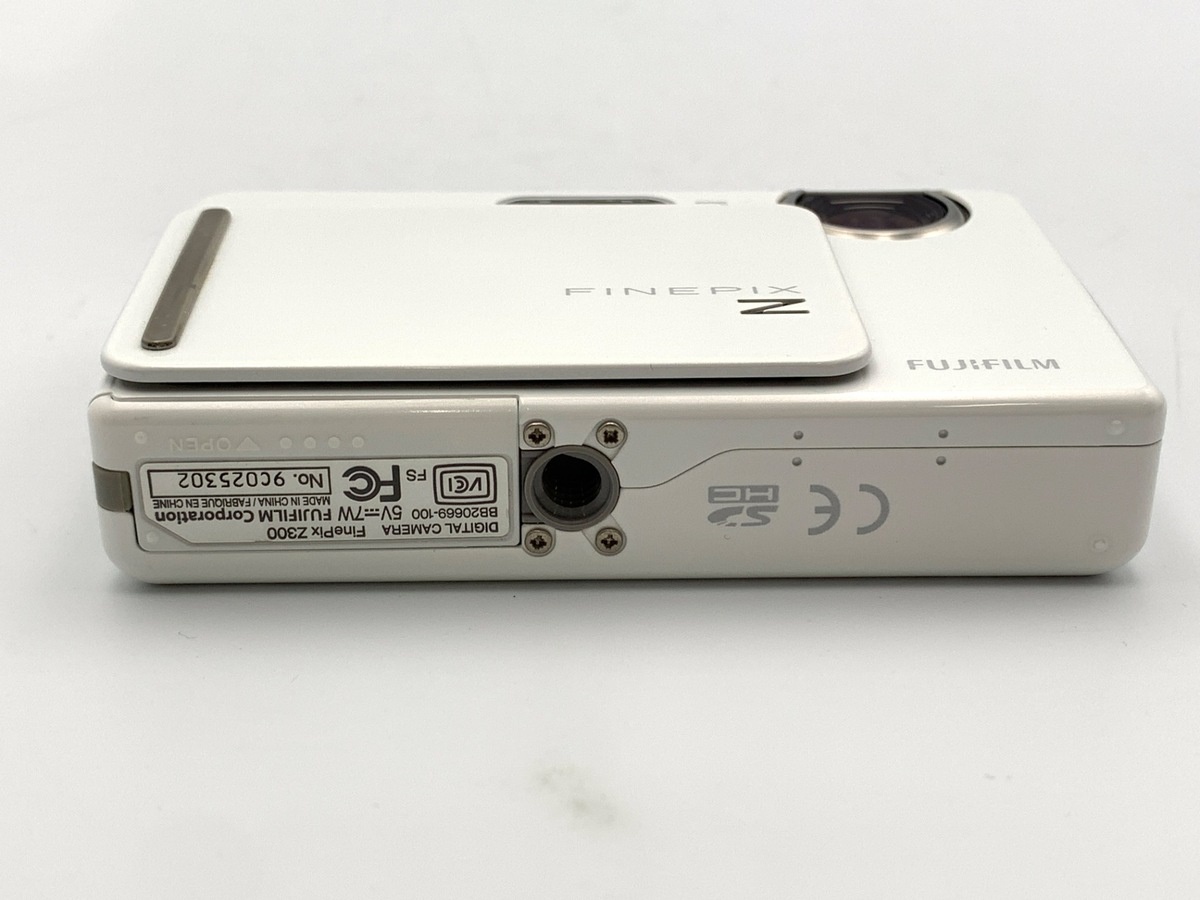 フジフイルム FinePix Z300 ホワイト