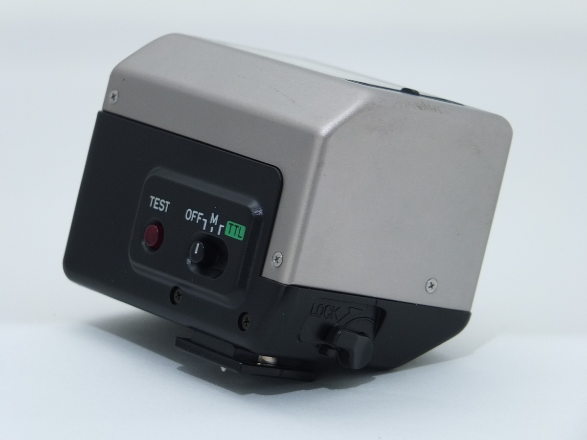 コンタックス(CONTAX) TLA200(コンタックス ストロボ)クローム