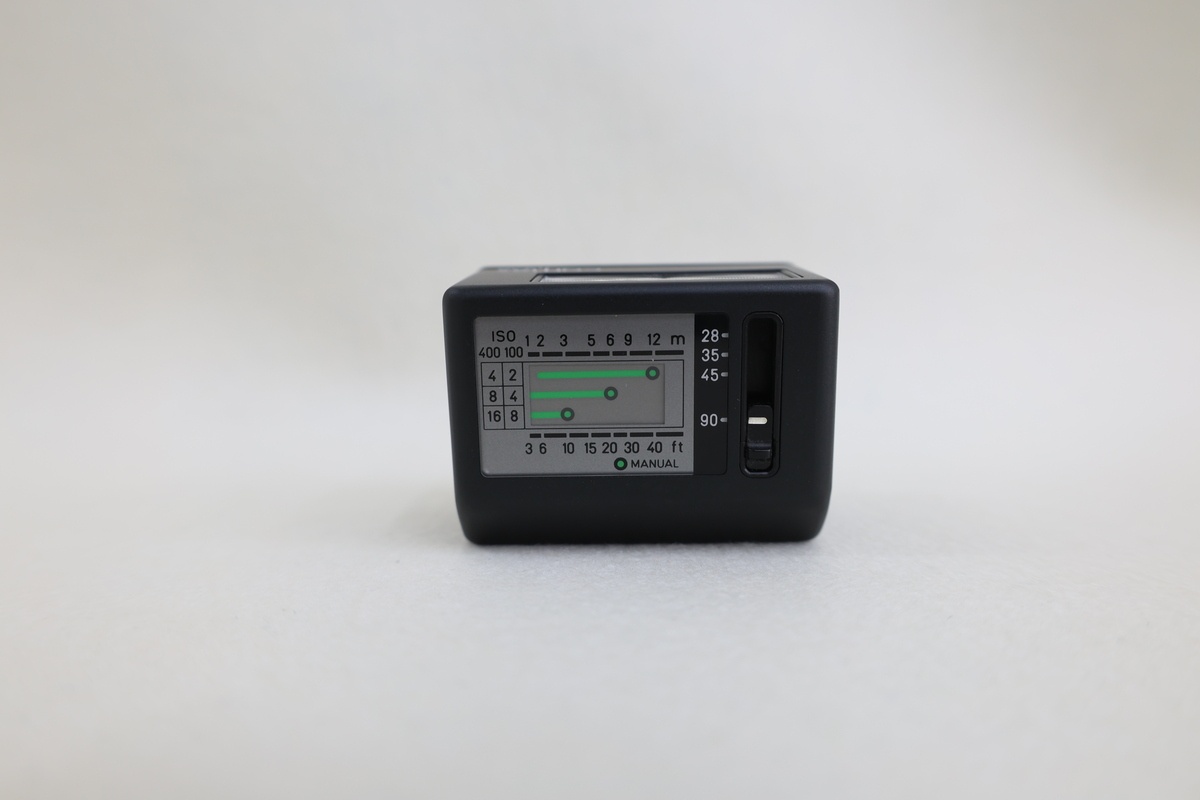 コンタックス(CONTAX)TLA200(コンタックスストロボ)ブラック