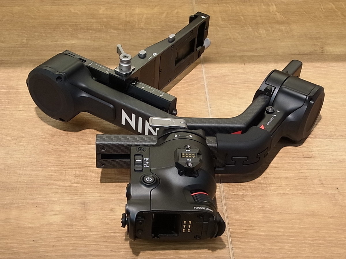 DJI RS4 Pro 一眼レフ・ミラーレス用スタビライザー RS4004