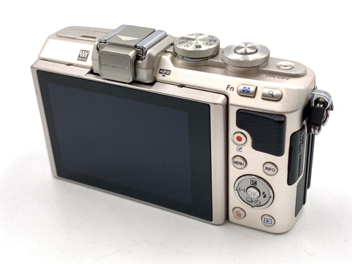 オリンパス PEN Lite E-PL7 ボディ シルバー