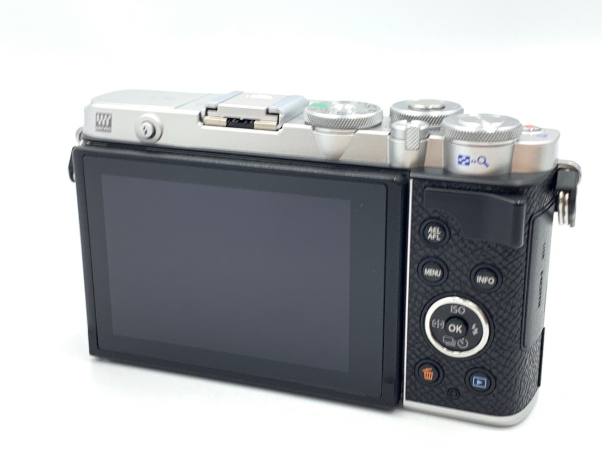 オリンパス PEN E-P7 ボディ シルバー