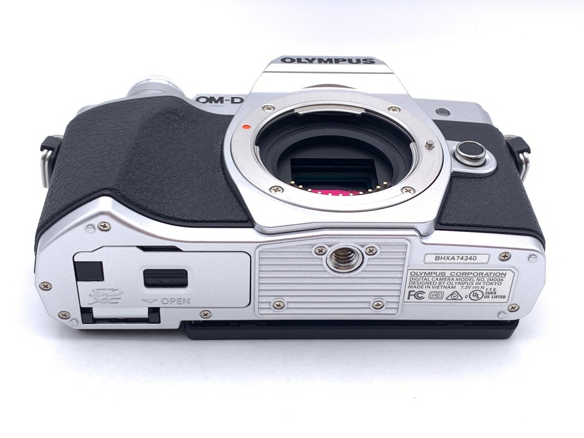 オリンパス OM-D E-M10 MarkIII ボディ シルバー