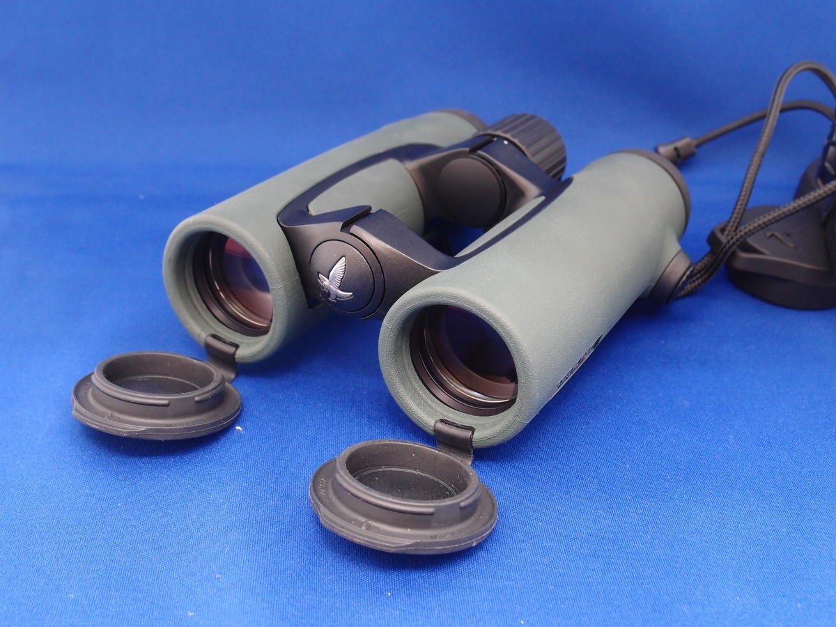 スワロフスキー 8倍双眼鏡 EL8×32SV WB グリーン