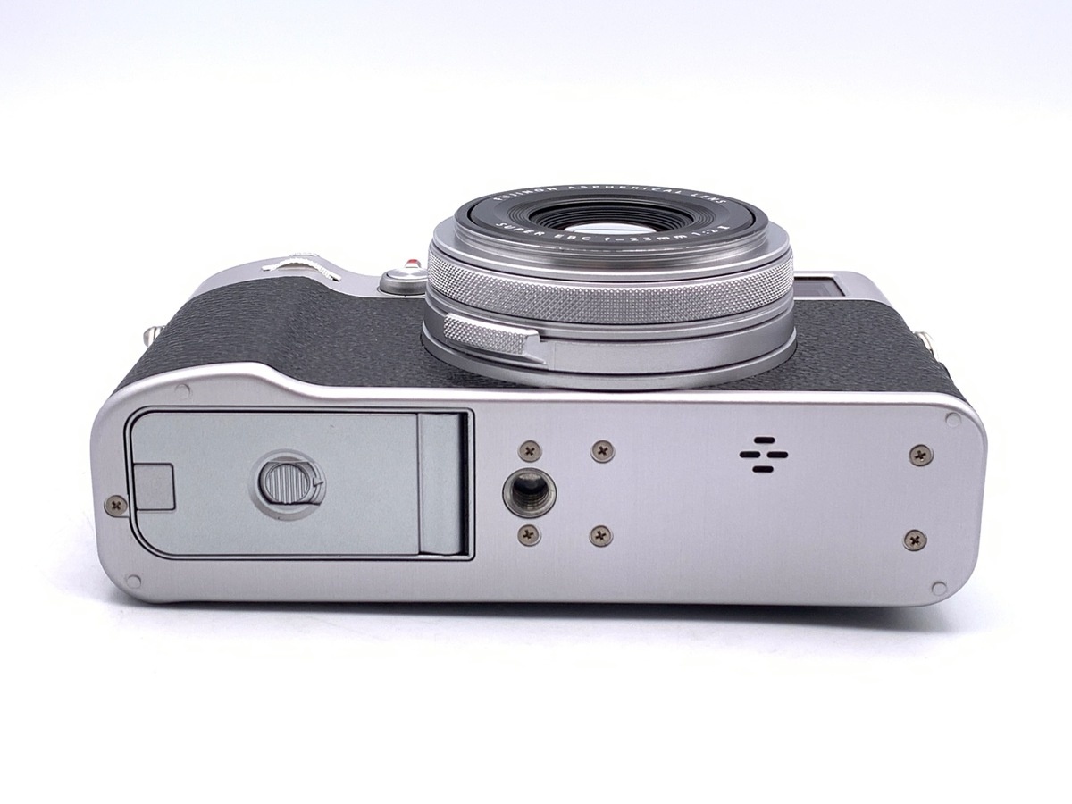 フジフイルム X100V シルバー