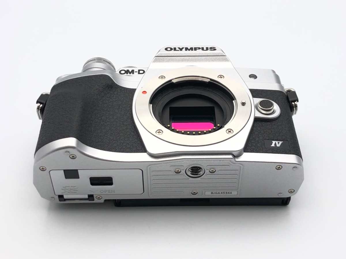 オリンパス OM-D E-M10 MarkIV ボディ シルバー