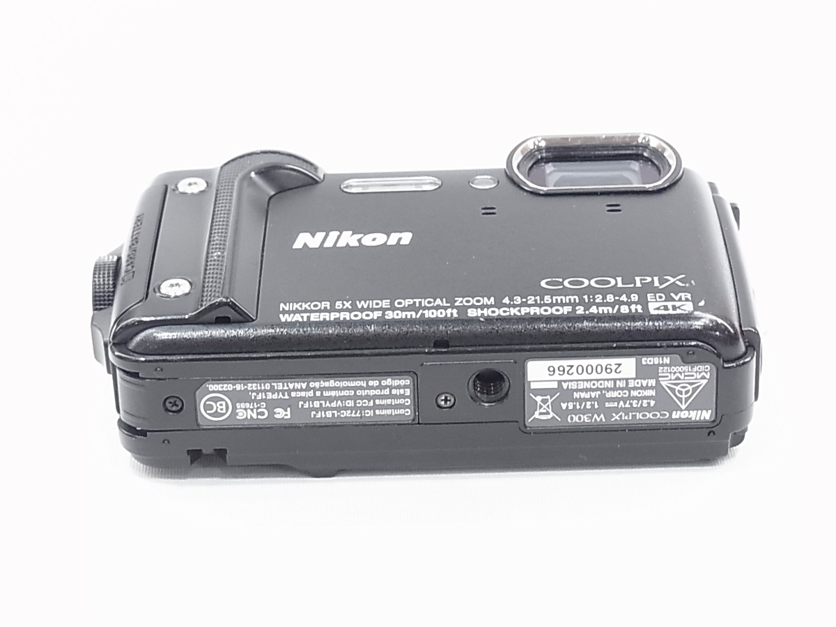 ニコン COOLPIX W300 ブラック