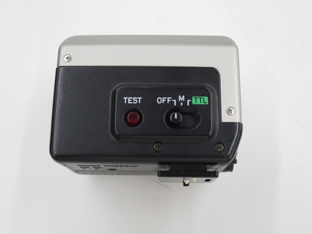 コンタックス(CONTAX) TLA200(コンタックス ストロボ)クローム