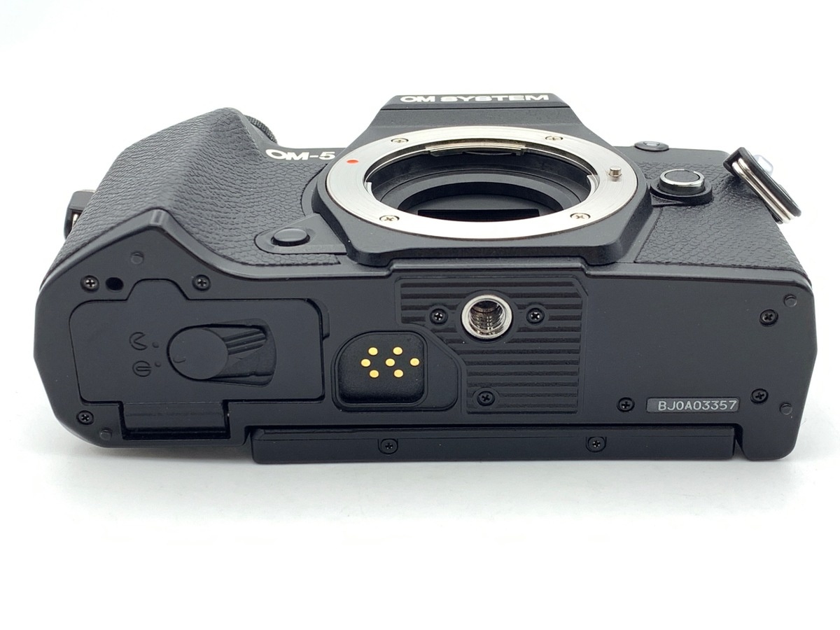 OM SYSTEM OM-5 ボディ ブラック
