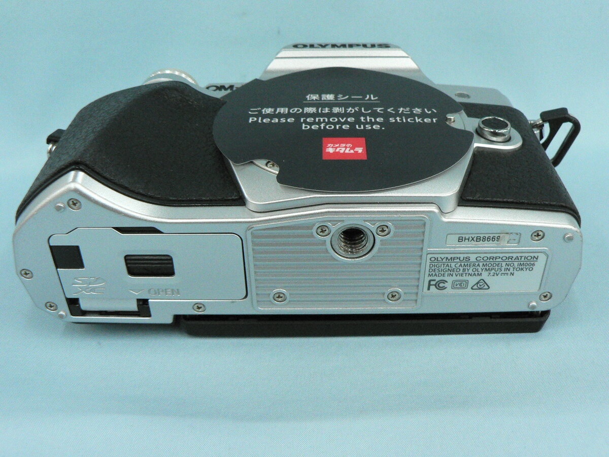 オリンパス OM-D E-M10 MarkIII ボディ シルバー