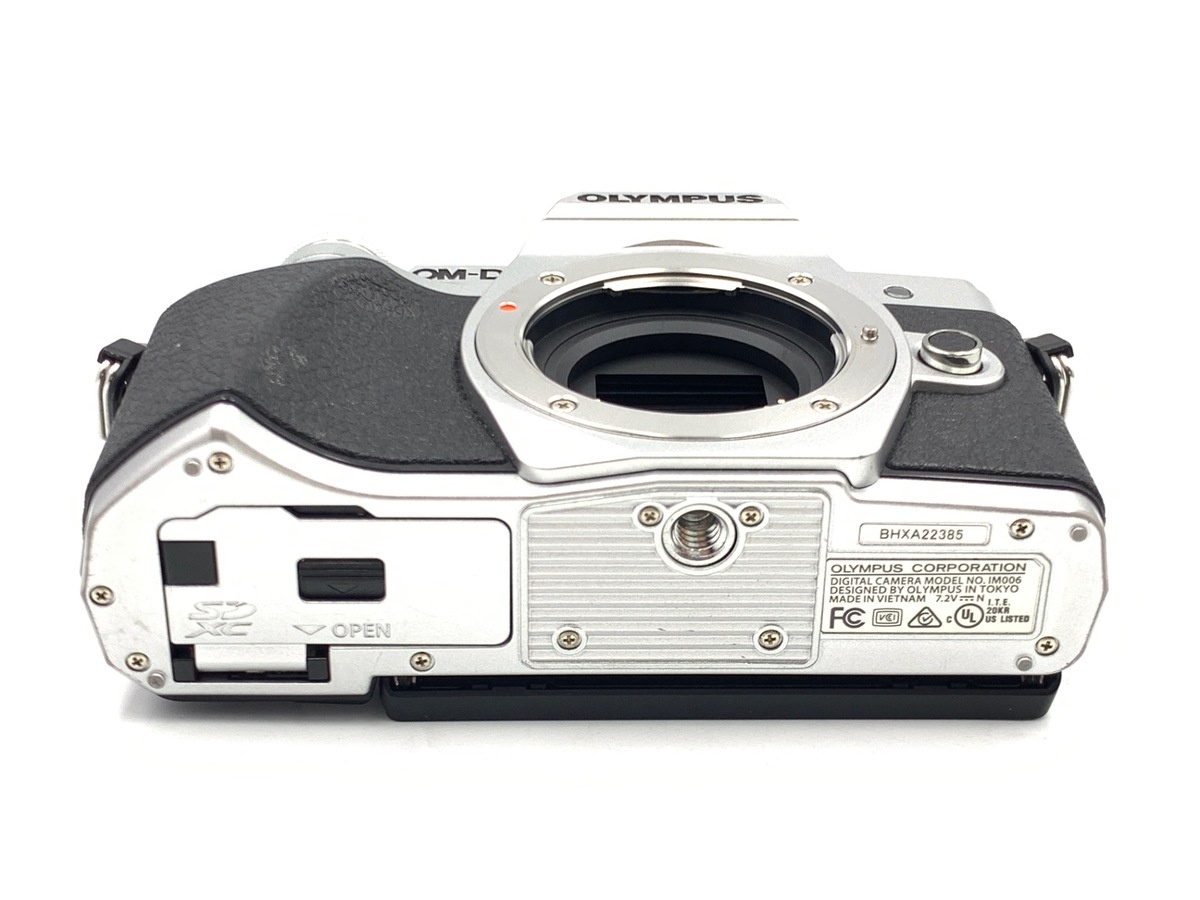 オリンパス OM-D E-M10 MarkIII ボディ シルバー